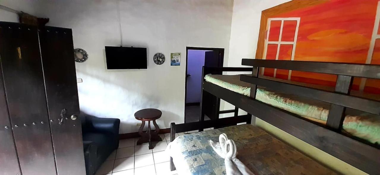 Hotel Monte Campana Heredia Birrí Екстериор снимка